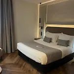 西尔肯隆纳达尔巴酒店 3*