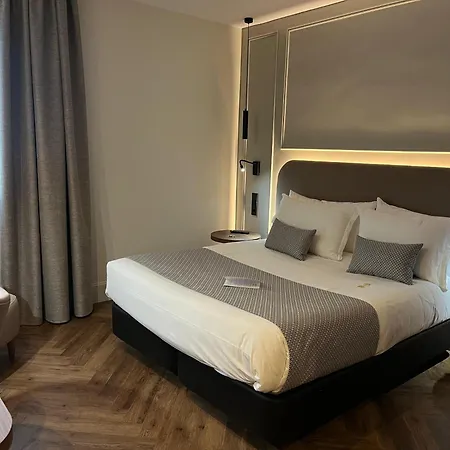 Silken Rona Dalba 3*