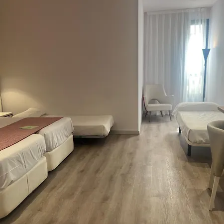 Silken Rona Dalba Ξενοδοχείο 3*