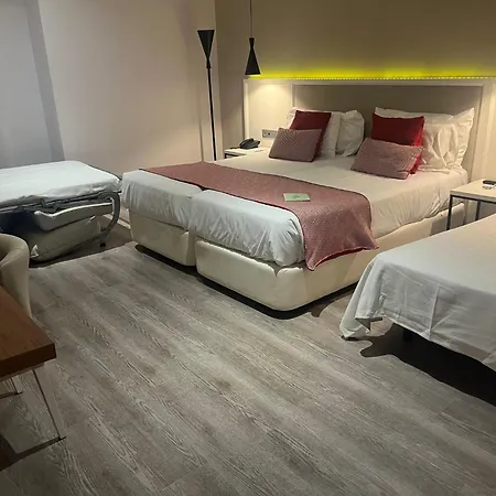 Ξενοδοχείο Silken Rona Dalba 3*