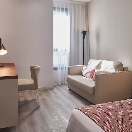 Ξενοδοχείο Silken Rona Dalba 3*