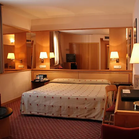 Silken Rona Dalba 3* سلامنكا