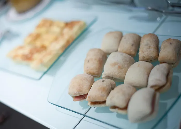 ホテル シルケン　ロナ　ダルバ