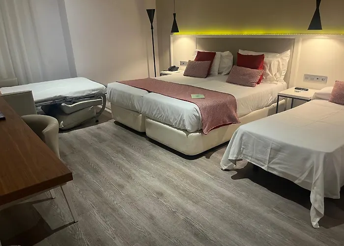 酒店 西尔肯隆纳达尔巴酒店 3*