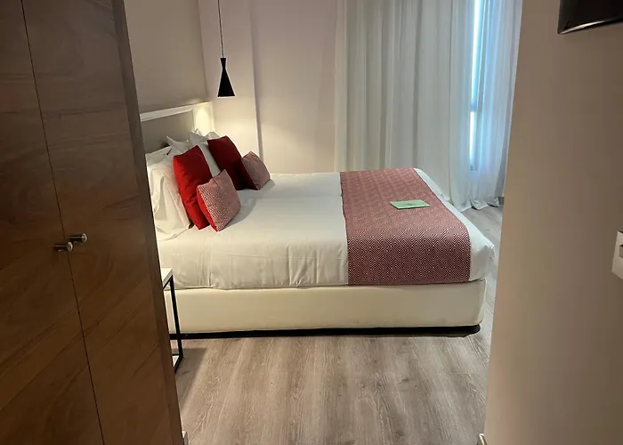 Silken Rona Dalba 3*