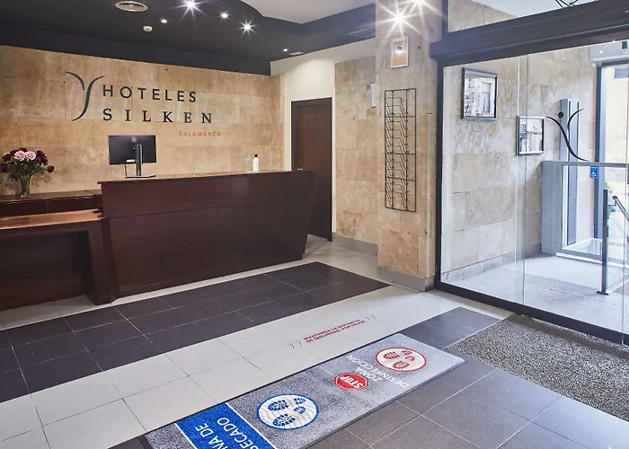 西尔肯隆纳达尔巴酒店