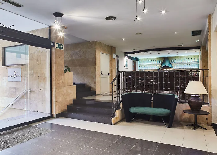 西尔肯隆纳达尔巴酒店