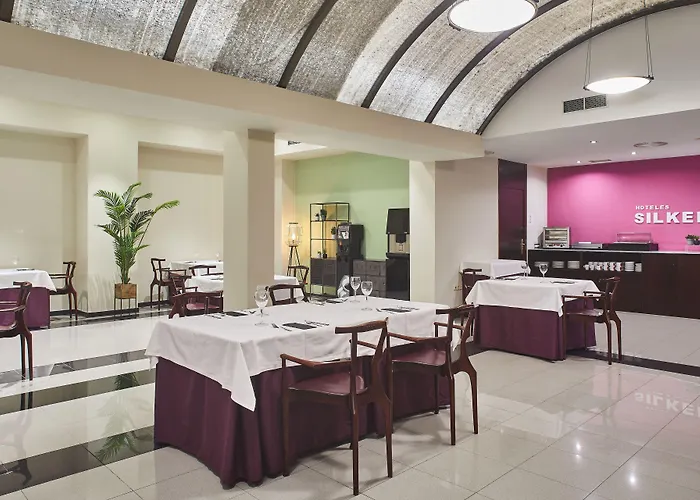 西尔肯隆纳达尔巴酒店 3* 萨拉曼卡