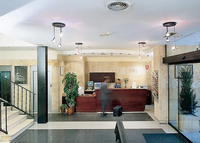 西尔肯隆纳达尔巴酒店 酒店 3*